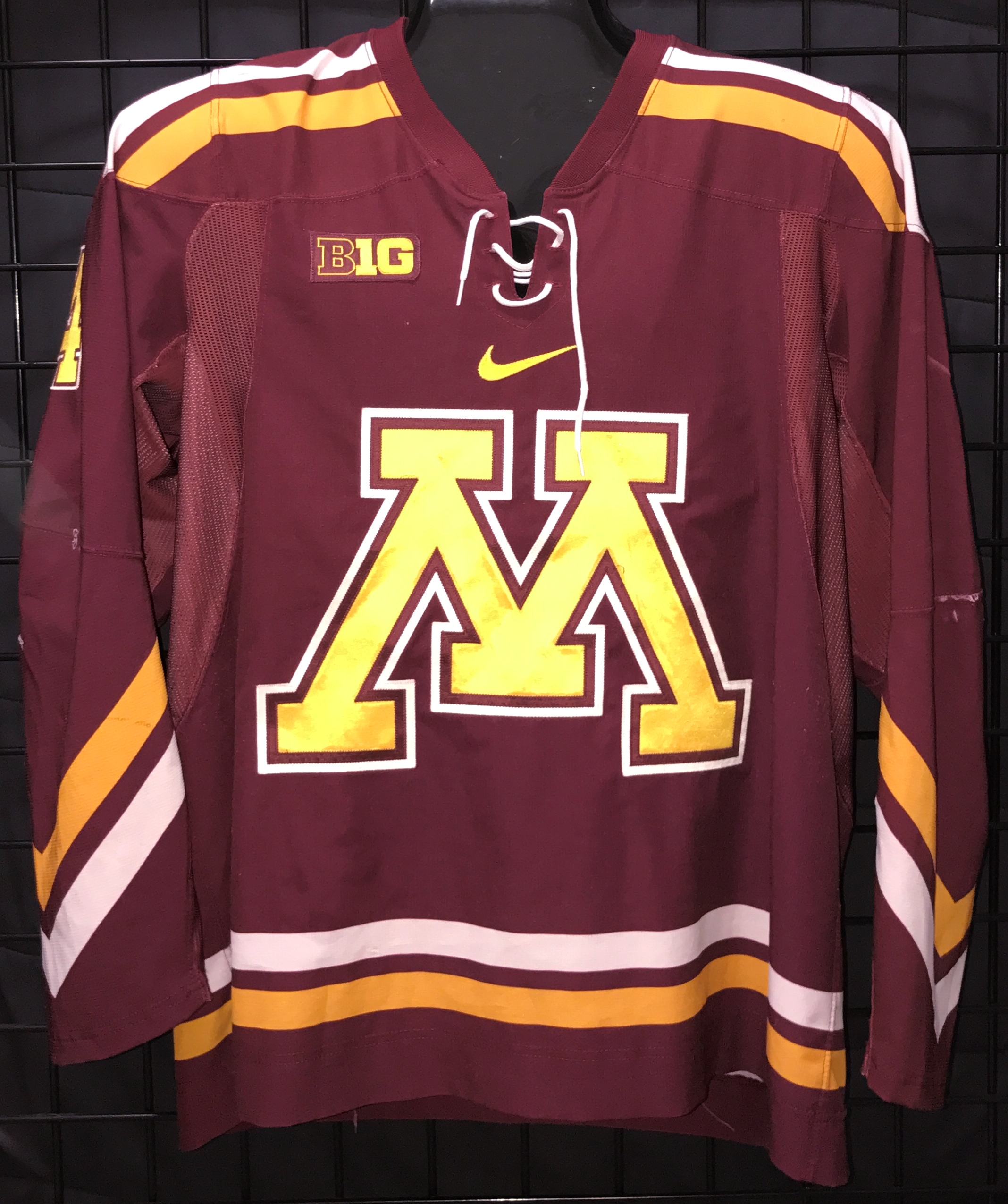 Minnesota Men's Nike College Hockey Jersey.
