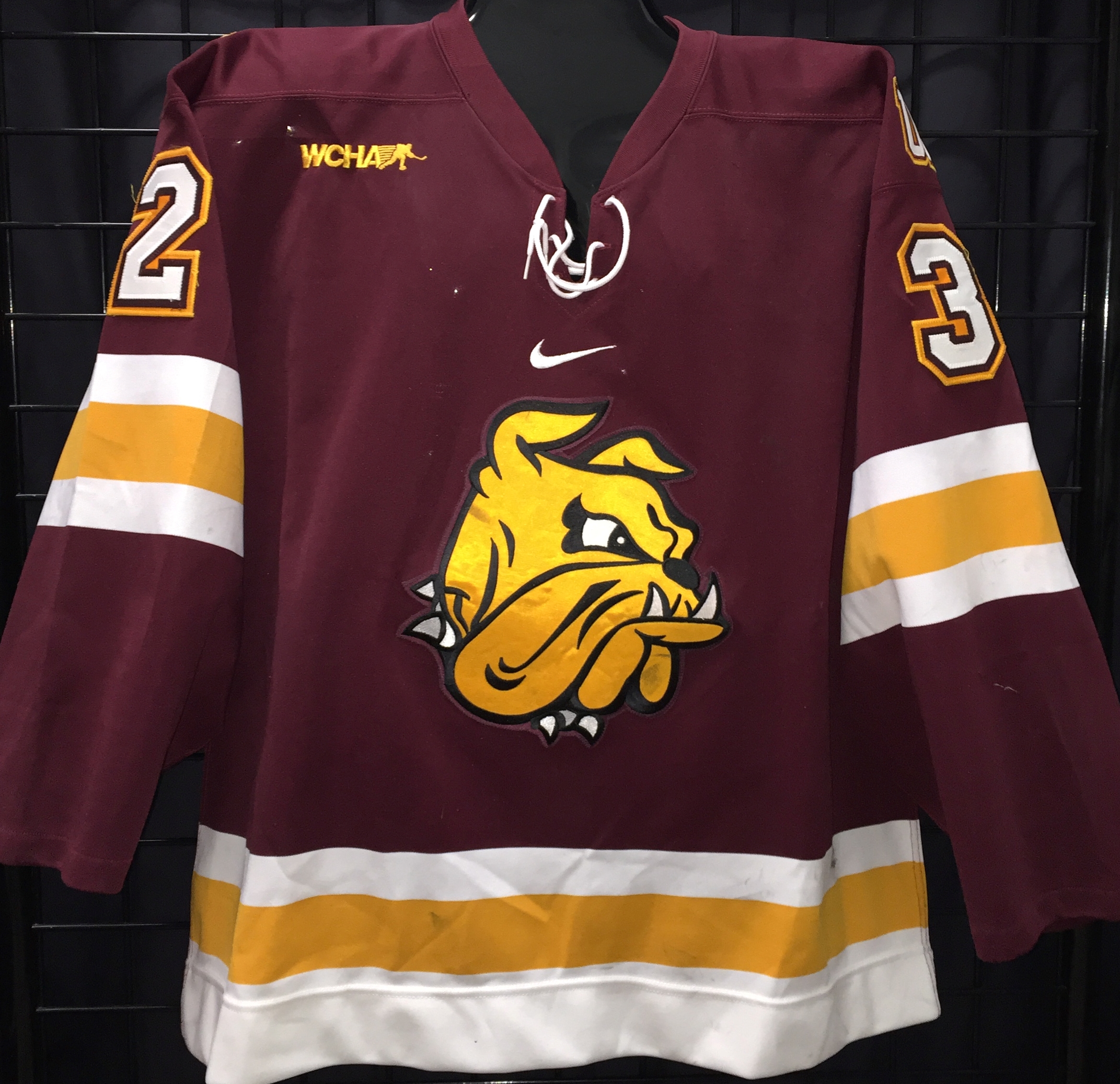 university of minnesota duluth hockey jersey